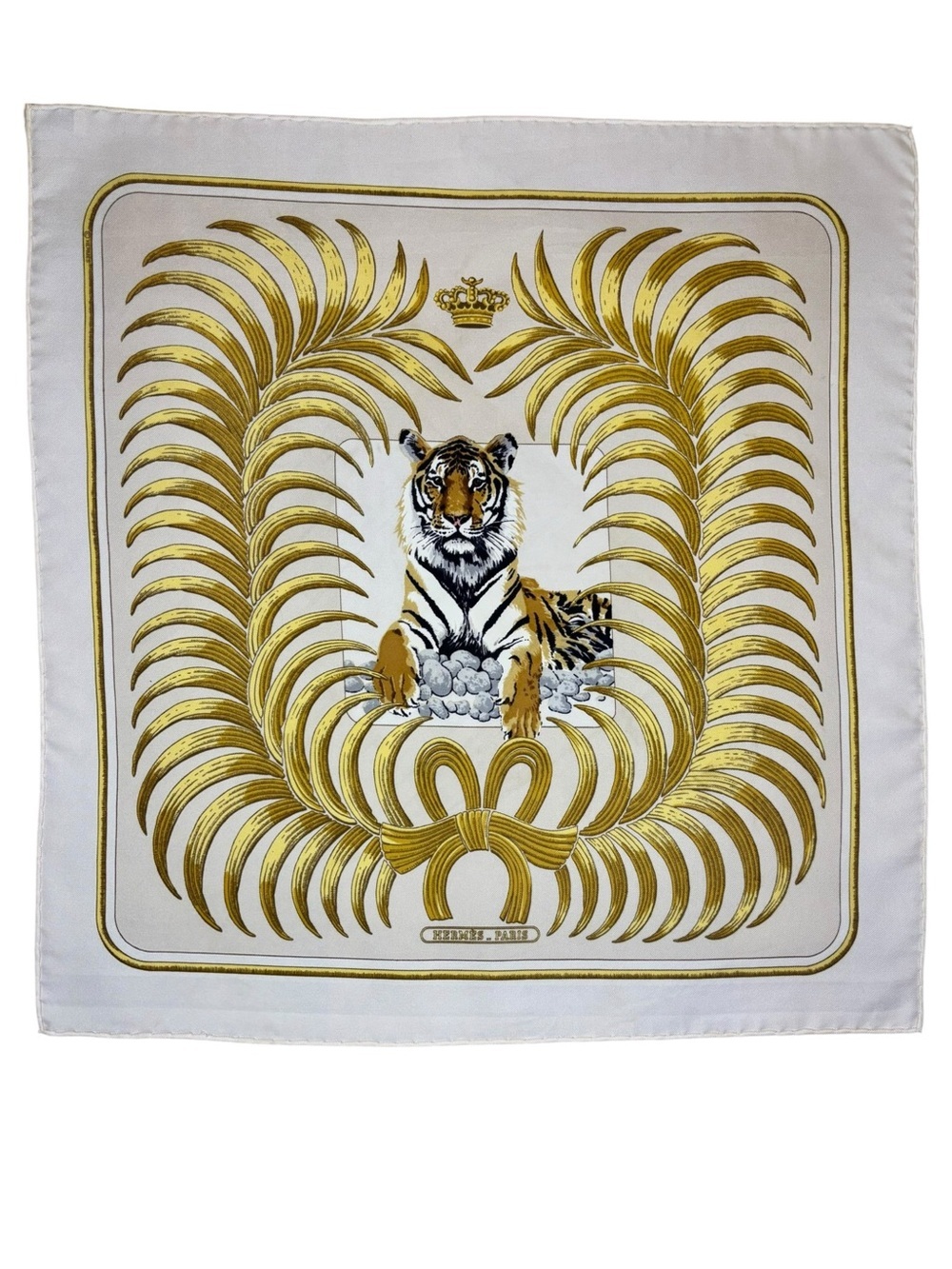 Hermès Tigre Royal Gavroche 45 Silk Scarf Ivory Gold Tiger w/ Hermès Box